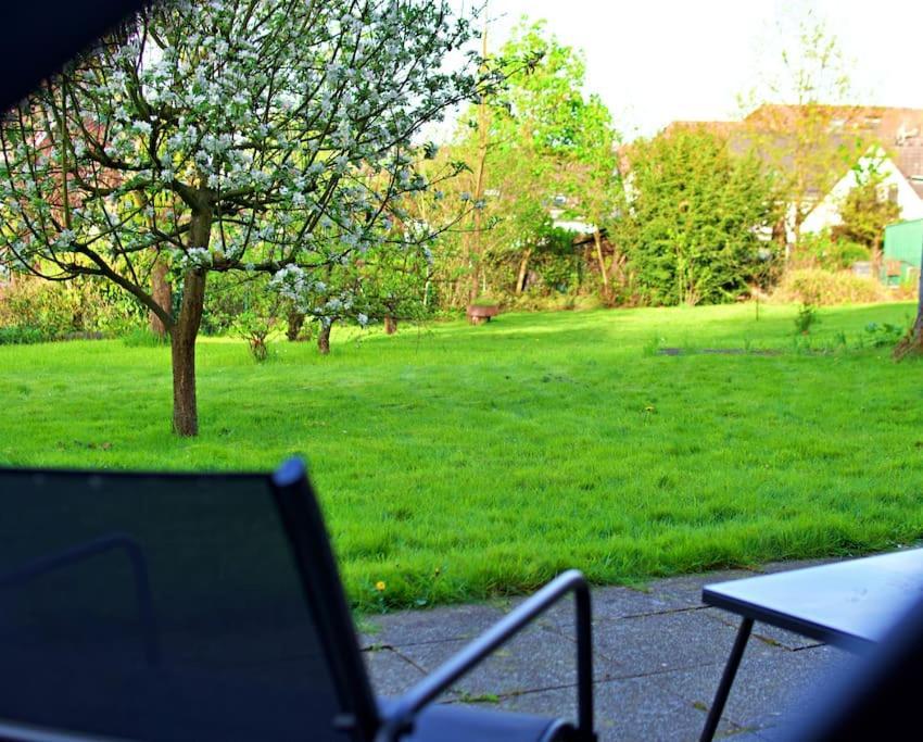 Garten-Blick-Baldeneysee Apartment Essen Bagian luar foto